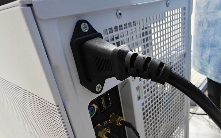 check the power source when computer won't turn on