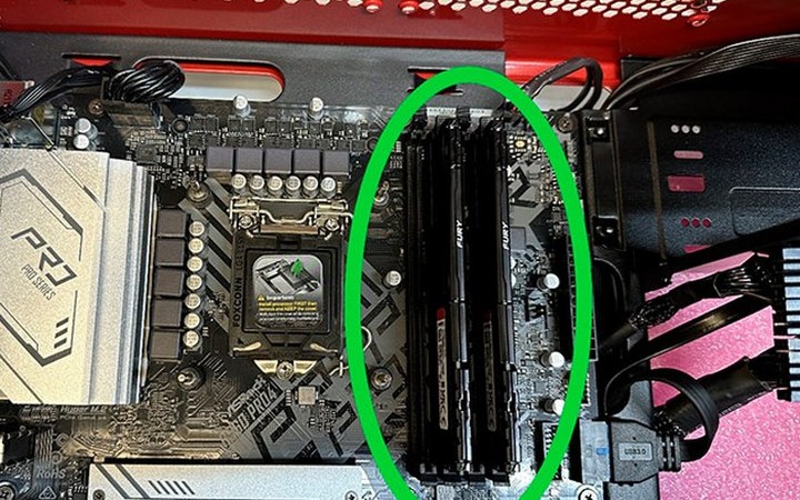 reseat RAM module when computer won't turn on