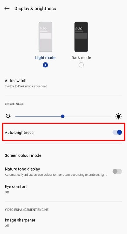 enable the auto-brightness