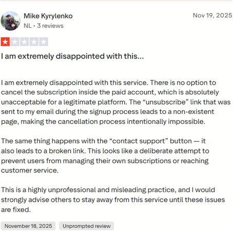 Trustpilot review discussing WooTechy subscription cancellation